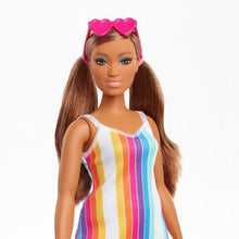 Încarcă imaginea în Galerie, Barbie Travel Papusa Barbie Aniversare 50 de Ani Malibu Satena
