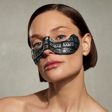 Încarcă imaginea în Galerie, Babor Resurface Renewal Eye Zone Patch 5 buc - Patch-uri pentru Reînnoire Celulară și Reducerea Ridurilor și Cearcanelor din Zona Ochilor - Beauty Lounge
