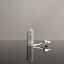 Încarcă imaginea în Galerie, BABOR Doctor Babor Resurface Pore Refining Serum 30ml - Ser Concentrat cu Acid Salicilic și Niacinamidă pentru Pori Rafinați și Ten Neted - Beauty Lounge
