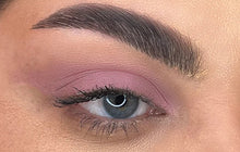 Încarcă imaginea în Galerie, Layla Cosmetics To Infinity Primer and Eyeshadow Waterproof No 4 - Fard de Ochi
