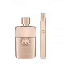 Încarcă imaginea în Galerie, Gucci Guilty Pour Femme Set Eau de Parfum 90 ml si Travel Spray 10ml
