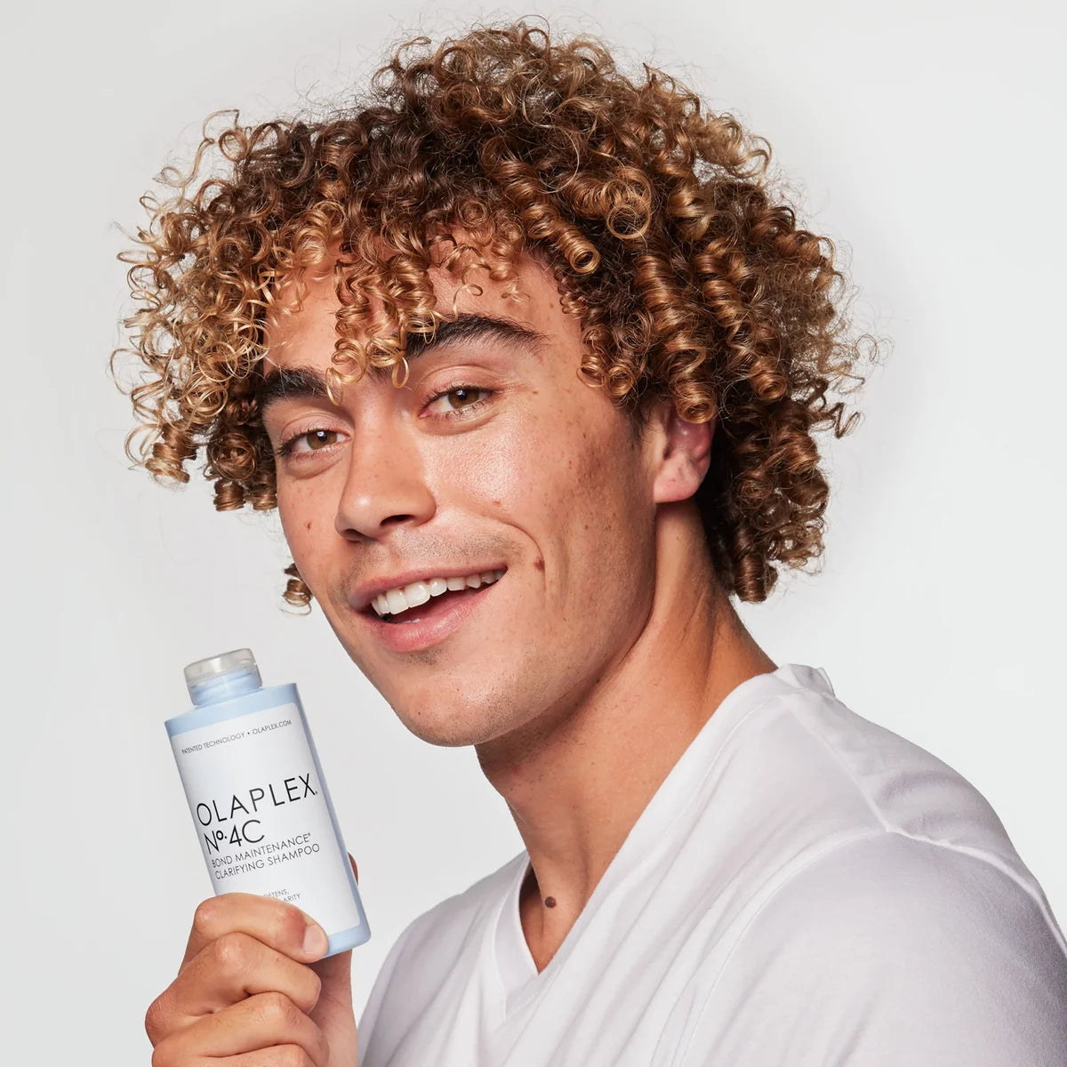 Olaplex No4C Bond Maintenance Clarifying 250ml - Sampon Pentru Curatare Profunda