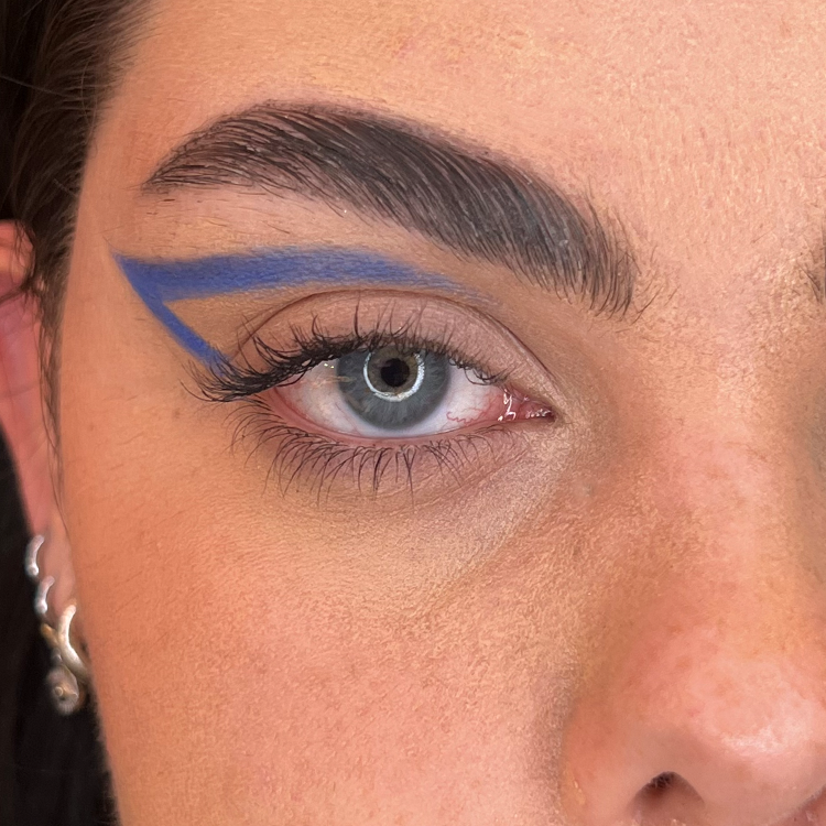 Layla Cosmetics Blue Eyeliner Waterproof  - Creion Contur Ochi Rezistent la Apa Albastru