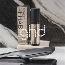 Încarcă și redă videoclipul în Galerie, GHD Rehab Repairer Spray 95ml - Spray Profesional Leave-in Pentru Par Deteriorat
