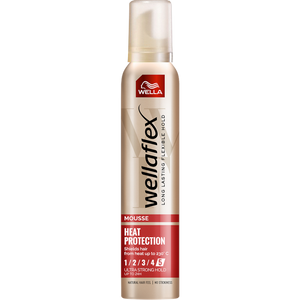 Wella Wellaflex Heat Protection - Spuma cu Fixare Ultra Puternica 200ml