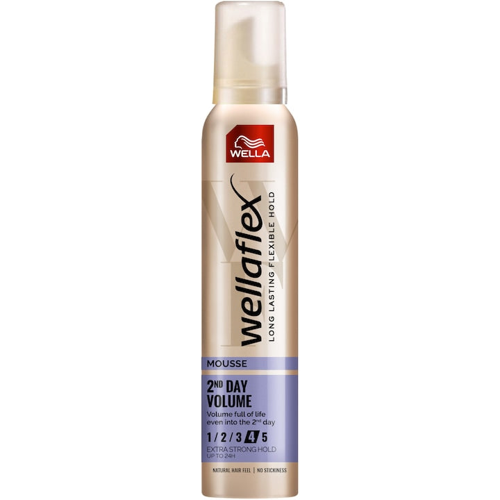 Wella Wellaflex 2Day Volume - Spuma cu Fixare Extra Puternica 200ml