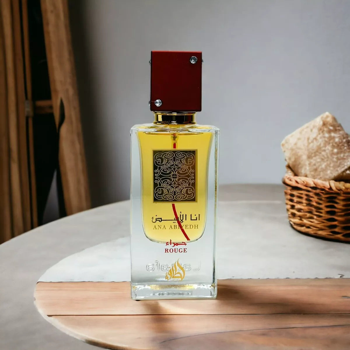 Lattafa Ana Abiyedh Rouge 60ml - Apa de Parfum Pentru Femei Lemnos-Condimentat