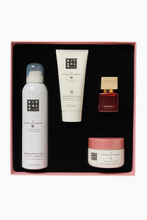 Încarcă imaginea în Galerie, The Rituals of Sakura Medium Gift Set - Set Cadou

