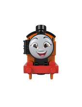 Încarcă imaginea în Galerie, Fisher Price Thomas Locomotiva Motorizata Nia cu Vagon
