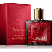 Încarcă imaginea în Galerie, Versace Eros Flame Eau de Parfum 50ml - Pentru Barbati
