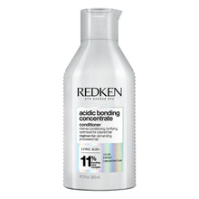 Încarcă imaginea în Galerie, Redken Acidic Bonding Concentrate - Balsam Intens Revitalizant pentru Par Colorat 300ml
