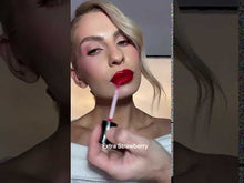 Încarcă și redă videoclipul în Galerie, Cupio Luciu de Buze Taste Me Extra Strawberry
